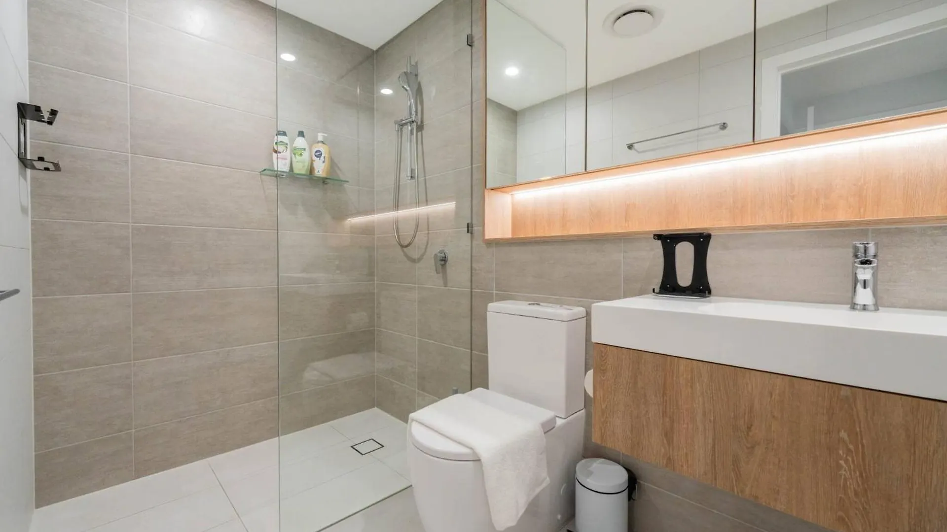 Star Above, Ocean Beyond - Lv 43 Luxury Apartment With Panoramic View On The Star Casino Broadbeach Gold Coast