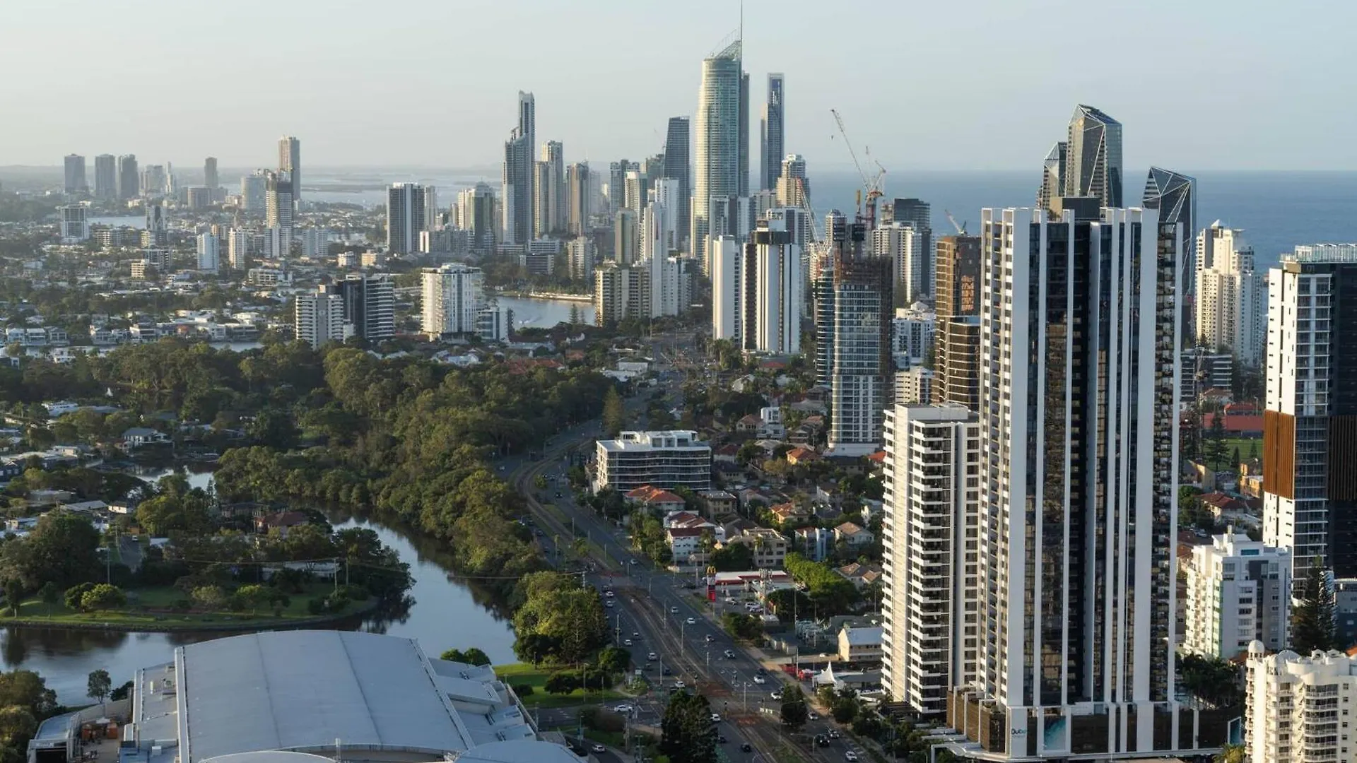 Star Above, Ocean Beyond - Lv 43 Luxury Apartment With Panoramic View On The Star Casino Broadbeach Gold Coast 0*,  Austrália